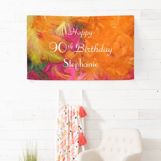 パーソナライズな第90誕生日の印のオレンジの羽 横断幕 (インサイチュ)