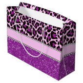 パーソナライズな紫色のヒョウのプリントのグリッター ラージペーパーバッグ (裏面アングル)