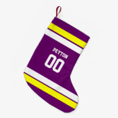 パーソナライズな紫色、金ゴールド及び白いフットボール・チーム スモールクリスマスストッキング (正面 (吊り時))