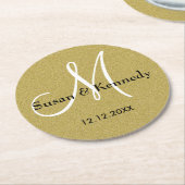 パーソナライズな結婚式のモノグラムの金ゴールドのグリッター ラウンドペーパーコースター (アングル)