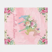 パーソナライズな花の虹のグリッターのユニコーン フリースブランケット (正面(横))