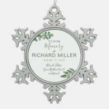 パーソナライズな記念の雪片のオーナメント