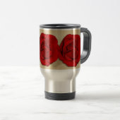 パーソナライズな赤いバラの結婚式のトリオ| トラベルマグ (正面右)