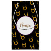 パーソナライズな金ゴールドのトーラスの(占星術の)十二宮図の占星術の印 スモールペーパーバッグ (裏面)