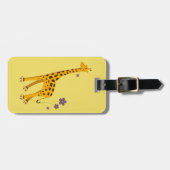 パーソナライズな黄色いローラースケートで滑るの漫画のキリン ラゲッジタグ (正面横)