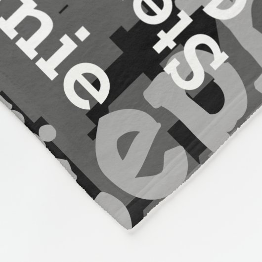 パーソナライズな黒いですか灰色の一流のコラージュ フリースブランケット (角)