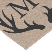 パーソナライズな黒いシカの(雄ジカの)枝角のフェイクなバーラップ- ロングテーブルランナー (コーナー)