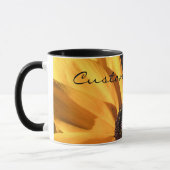 パーソナライズな黒によって注目されるスーザンのコーヒー・マグ マグカップ (左)