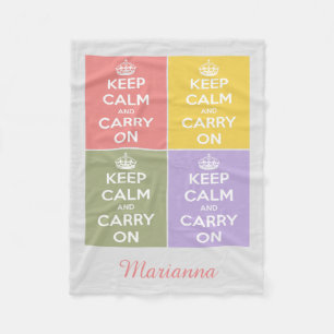 パーソナライズなKeep Calm and Carry On 4のパネル フリースブランケット