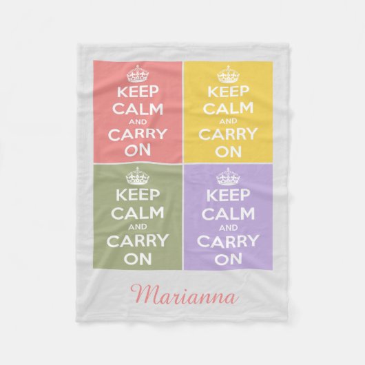 パーソナライズなKeep Calm and Carry On 4のパネル フリースブランケット (正面)