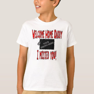 パーソナライズなUSMCの歓迎された家のお父さん Tシャツ