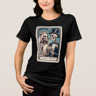 パーソナライズタロット結婚テーマのnewlywedsブラック トライブレンドTシャツ