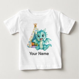 パーソナライズドアクアベイビードラゴン テントで遊ぶ ベビーTシャツ