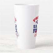 パーソナライズドッグラベル米国空軍ママ カフェラテマグ (正面)