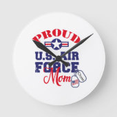 パーソナライズドッグラベル米国空軍ママ ラウンド壁時計 (正面)
