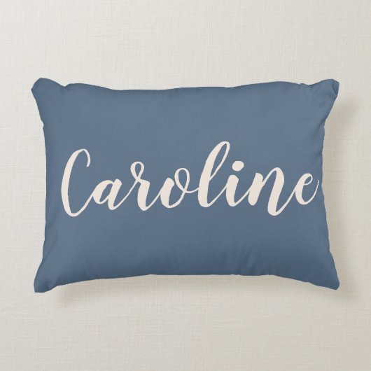 パーソナライズドネーム ダスティーブルー ミニマルスクリプト アクセントクッション (正面)