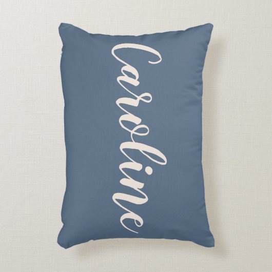 パーソナライズドネーム ダスティーブルー ミニマルスクリプト アクセントクッション (正面(垂直))