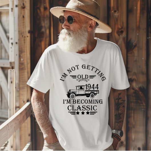 パーソナライズド80歳の誕生日パーティー Tシャツ