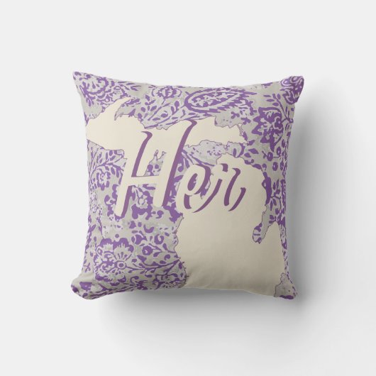 パーソナライズド ステート ミシガン パープルとグレイ フローラル クッション (正面)