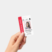 パーソナライズド 医療認定スタッフ レッドID バッジ (手持ち)