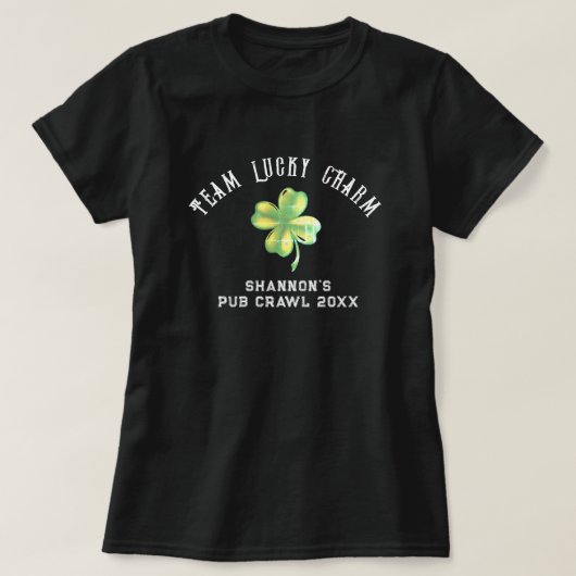 パーソナライズドSt. Patrick's Day Lucky Charmチーム  Tシャツ (デザイン正面)