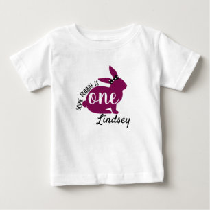 パーソナライズバニーは1枚のワイシャツです ベビーTシャツ