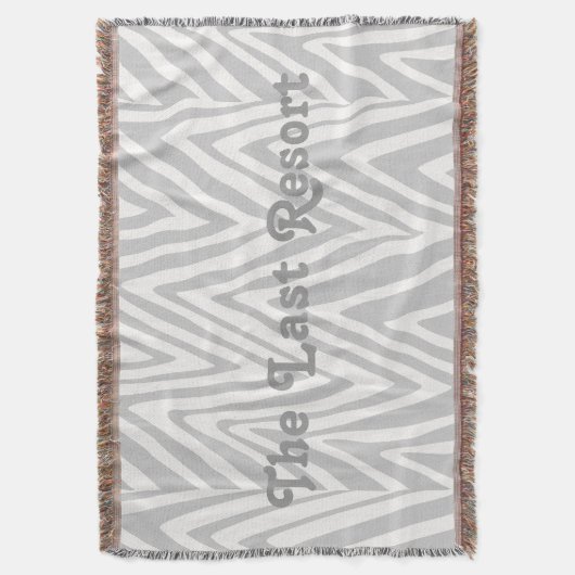 パーソナライズビーチハウス名グレージグザグザグ スローブランケット (正面縦)