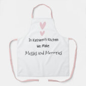 パーソナライズピンクのハートメッセージ思い出ママおばあちゃん エプロン (正面)