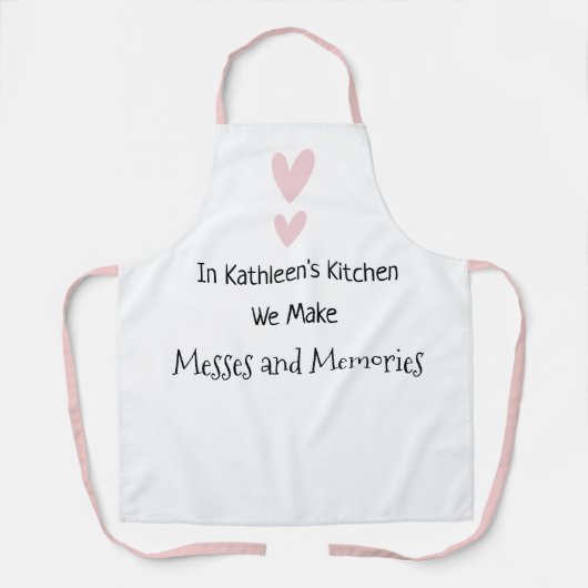 パーソナライズピンクのハートメッセージ思い出ママおばあちゃん エプロン (正面)