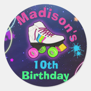 パーソナライズローラスケートで滑るネオン誕生日 ラウンドシール