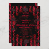 パーソナライズ可能なゴシックブラックと赤いバラ 招待状 (正面/裏面)