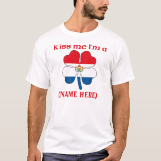 パーソナライズ私によってがオランダのTシャツである私に接吻して下さい Tシャツ