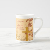 パーソナライズ、ジュビリー記念日ヌーンクロス、渦巻き ボーンチャイナマグカップ (右)