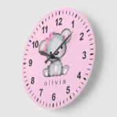 パーソナライズ テディベア 赤ちゃん 女の子 ピンク ラージ壁時計 (傾斜)