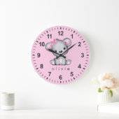 パーソナライズ テディベア 赤ちゃん 女の子 ピンク ラージ壁時計 (ホーム)