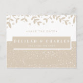 パーソナライズ - ベージュの葉の模様 Save the Date ポストカード (正面)