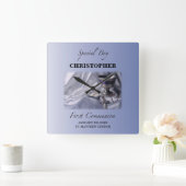 パーソナライズ、ボーイ、ファースト・コミュニション・ブルー スクエア壁時計 (ホーム)