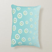 パーソナライズ ライトブルー フラワー アクセントクッション (裏面(縦))