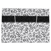 パーソナライズ:丘の上60番目の誕生日テーマ(L) ラージペーパーバッグ (裏面)