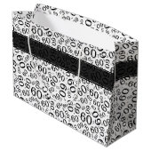 パーソナライズ:丘の上60番目の誕生日テーマ(L) ラージペーパーバッグ (裏面アングル)