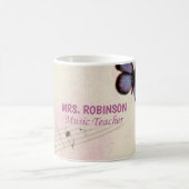 パーソナライズ、音楽の蝶の感謝してい先生 コーヒーマグカップ (中央)