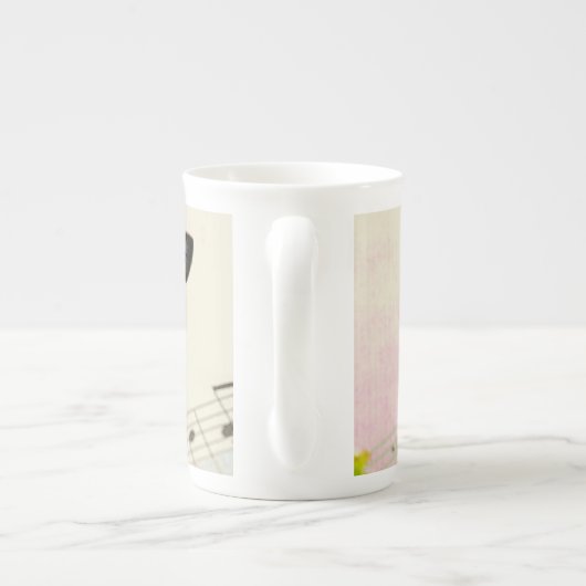 パーソナライズ、音楽の蝶の感謝してい先生 ボーンチャイナマグカップ (裏面)