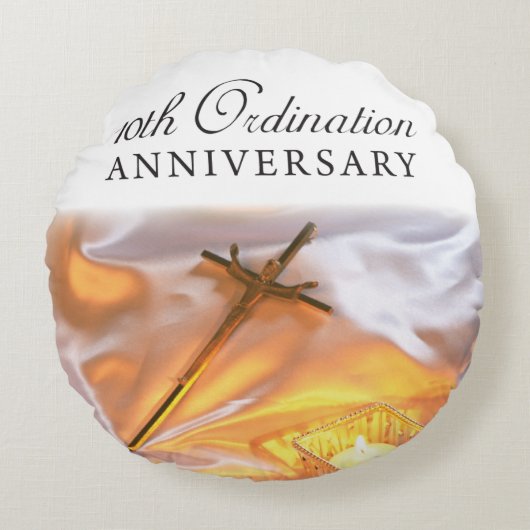 パーソナライズ、10th調整記念日、クロス ラウンドクッション (正面)