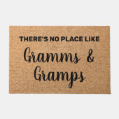パーソナライズ Gramms & Gramps 祖父母ウェルカム ドアマット (正面)