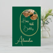 パーソナルグリーンおよび金ゴールド名および年配誕生日カード 箔招待状 (立ち正面)