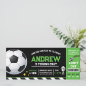 パーソナルグリーンモダンサッカーチケット誕生日 招待状 (スタンド正面)