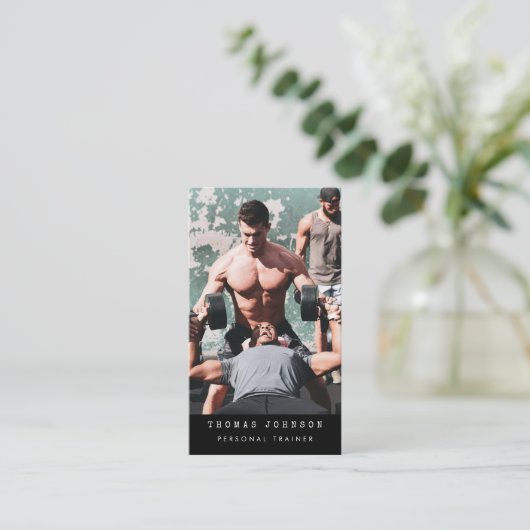 パーソナルトレーナーフィットネスフォトQRコードブラック 名刺 (スタンド正面)