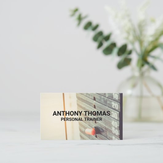 パーソナルトレーナー | ウエイトプレートジムマシン 名刺 (スタンド正面)