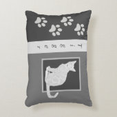 パーソナル化可能な鉛筆タビーキャットアクセントピロー アクセントクッション (正面(垂直))
