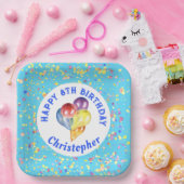 パーソナル化可能な青ハッピーバースデーバルーンデザイン ペーパープレート (パーティー)